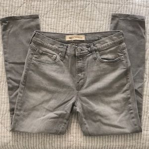 Gap Mid Rise Best Girlfriend Jeans Size 27